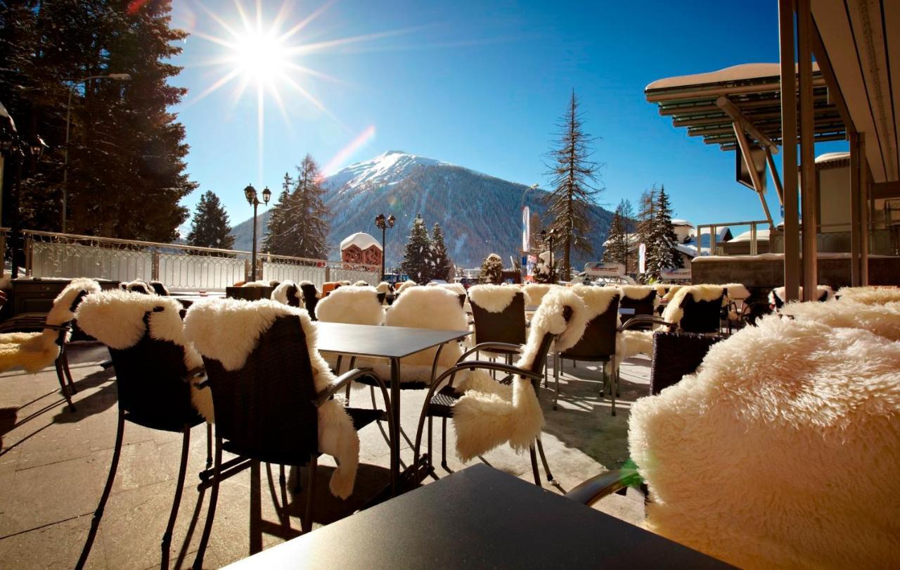 Precise Tale Seehof Davos Buitenkant foto The Village at Sun Peaks
