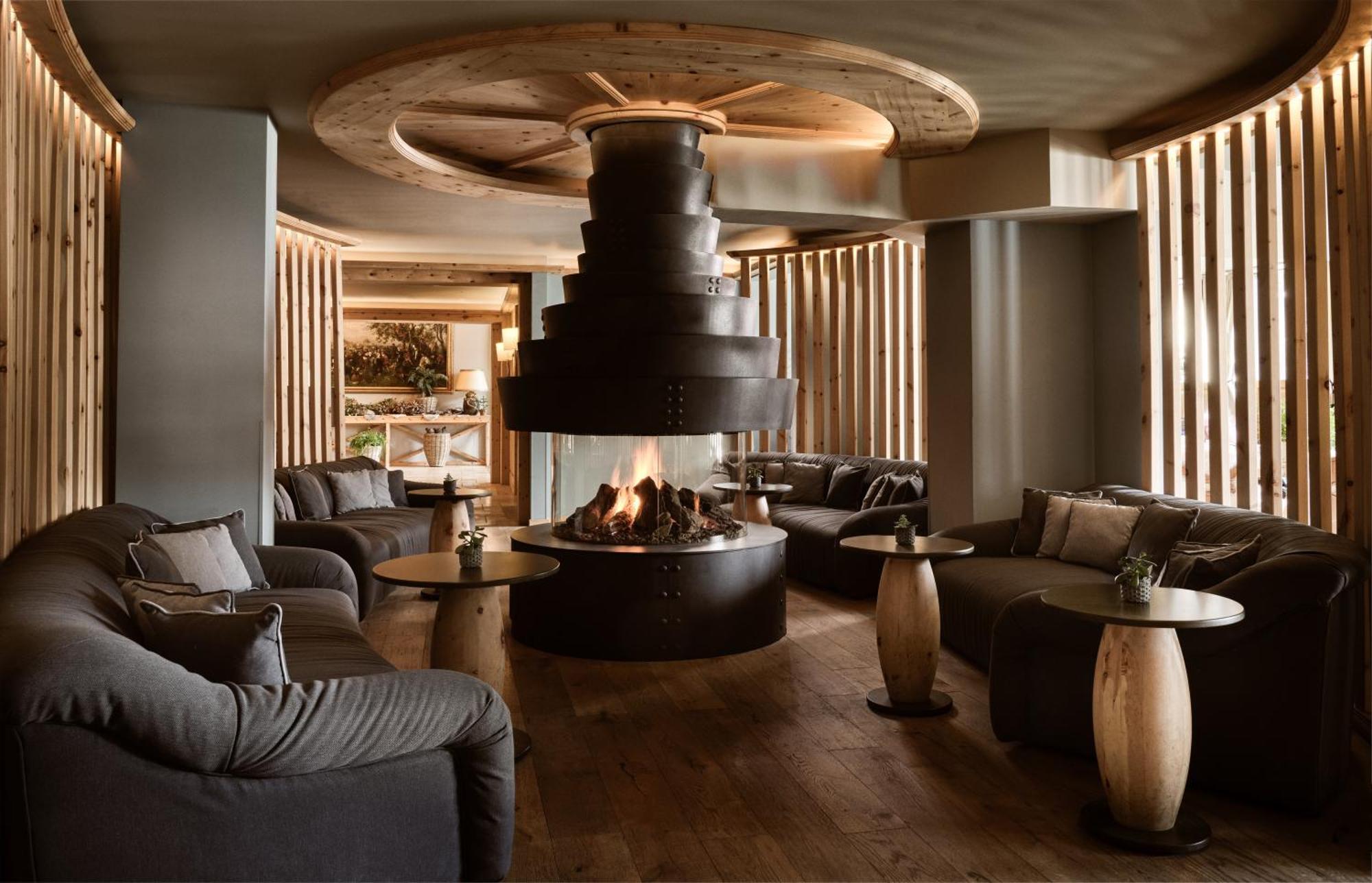 Precise Tale Seehof Davos Buitenkant foto The lounge at the 7132 SACHER
